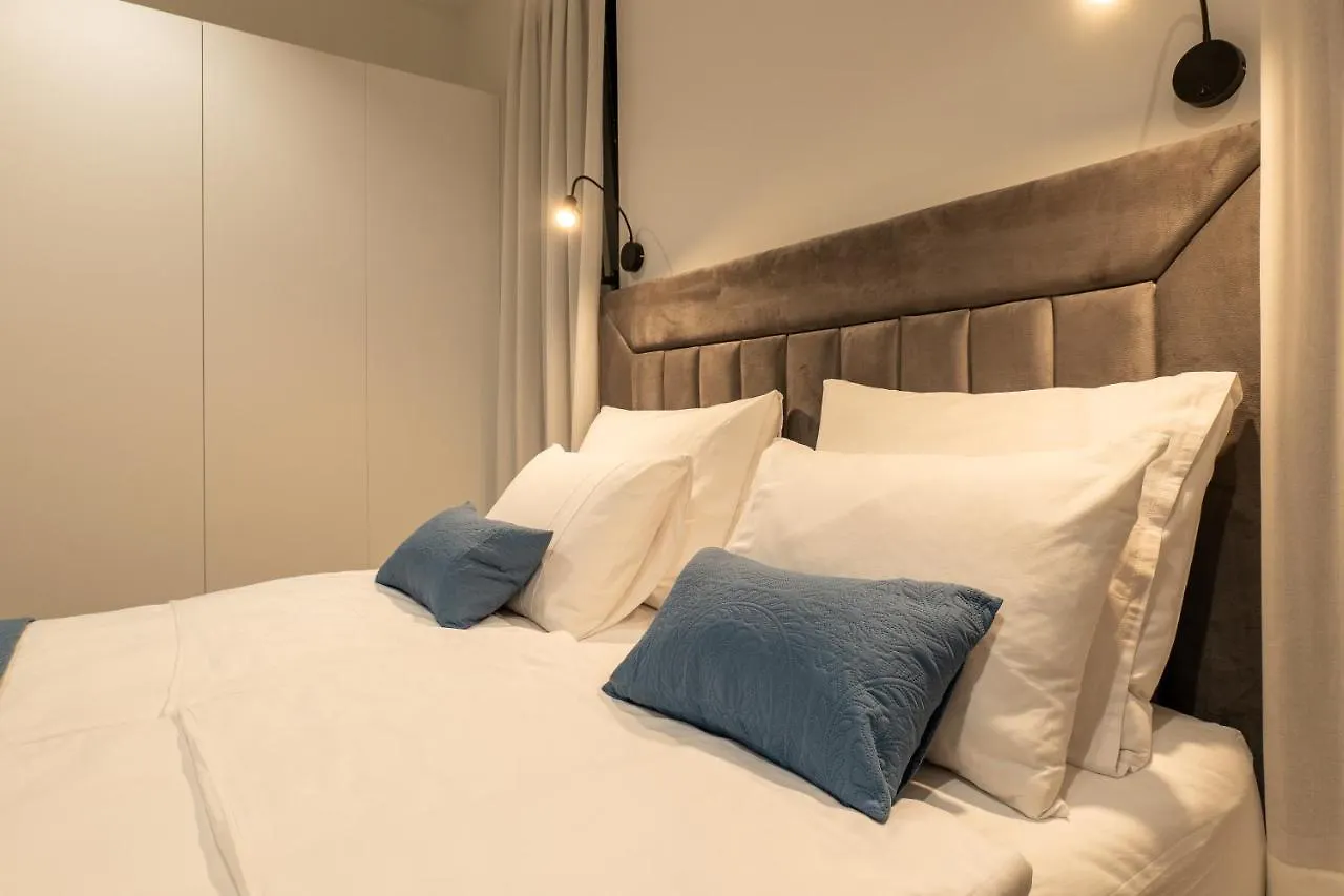Villa Excellente Mandre 0*,  Croatia